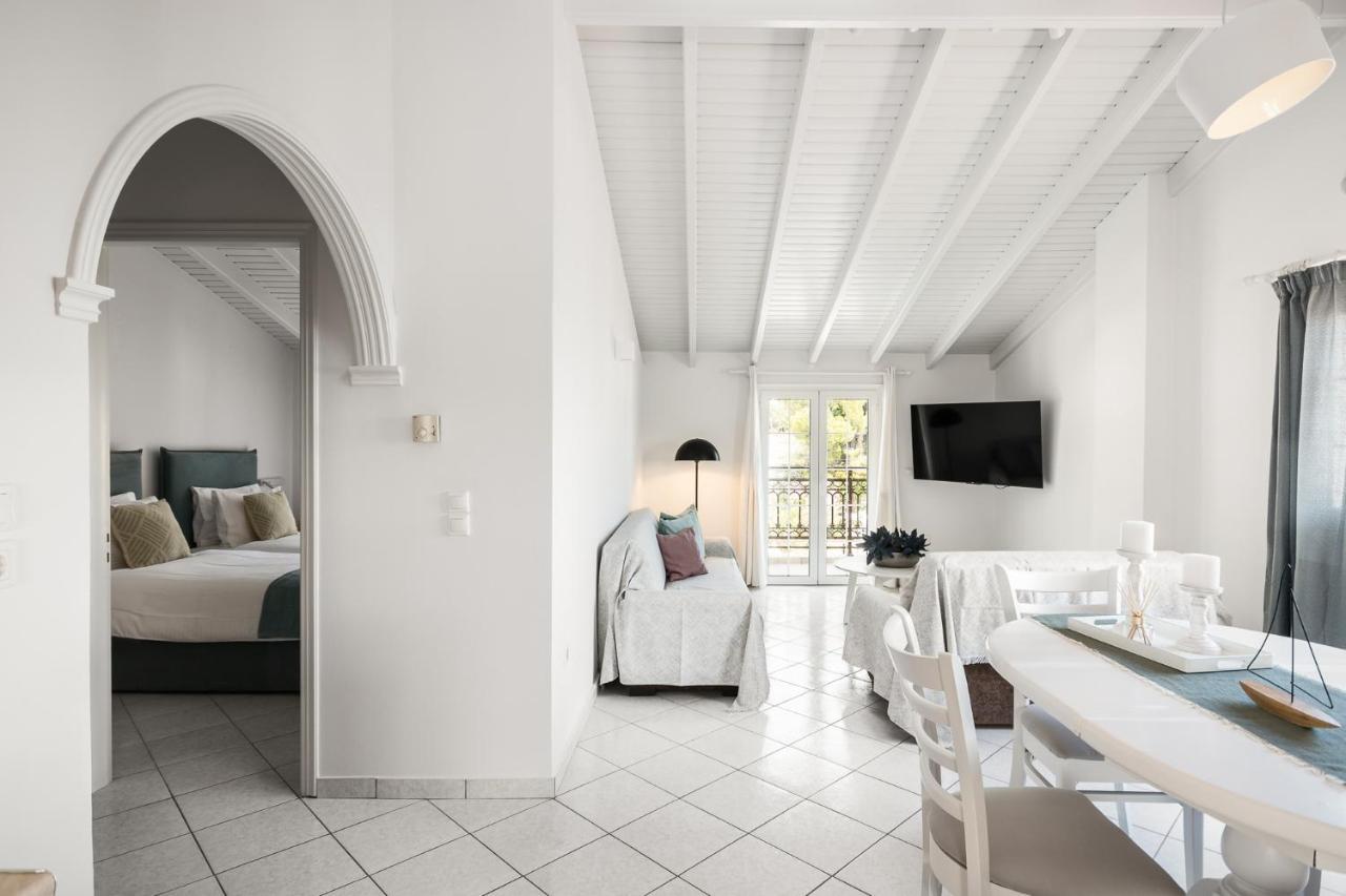 The Seaview Corner Apartments By Konnect, Ipsos Corfu Exterior foto