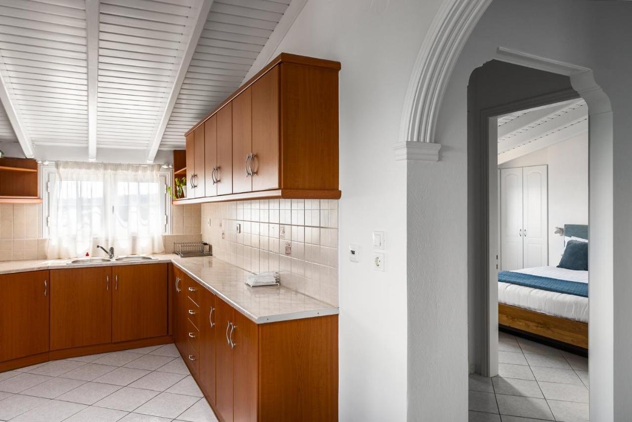 The Seaview Corner Apartments By Konnect, Ipsos Corfu Exterior foto
